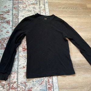Long sleeve black tee